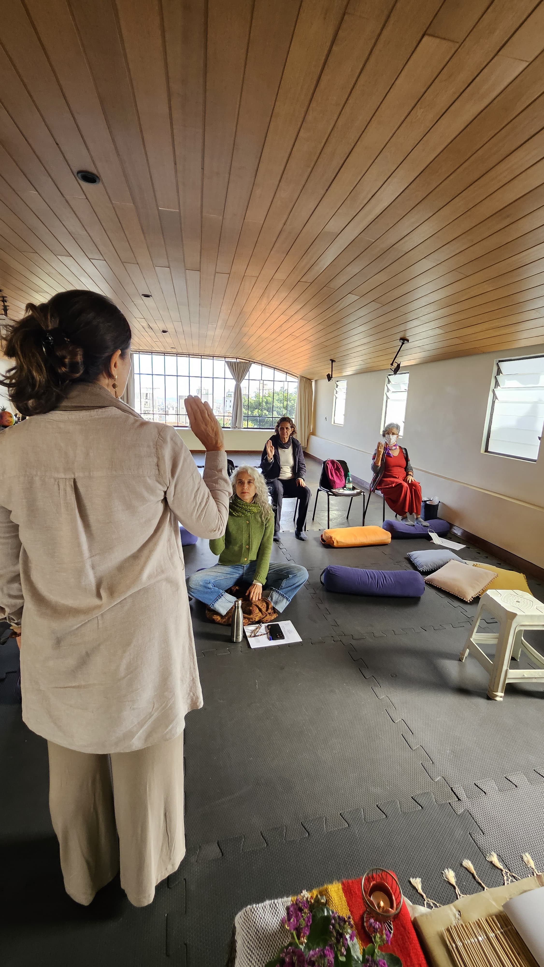 Participantes acompanhando explicação no Módulo 2